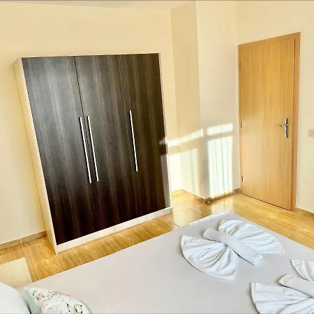 Menada Sky Dreams Apartment *